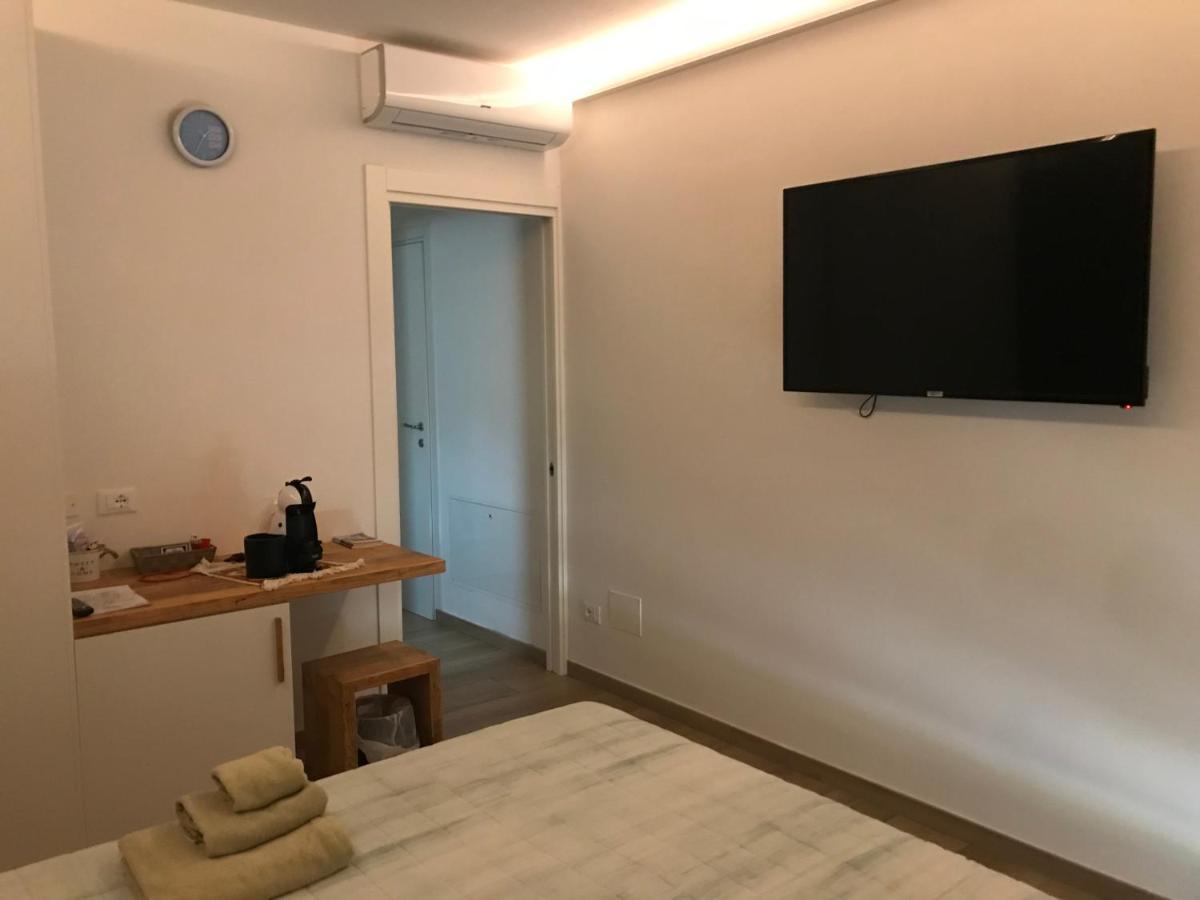 Dimora Aurora Hotel ปาสเตร็งโก ภายนอก รูปภาพ